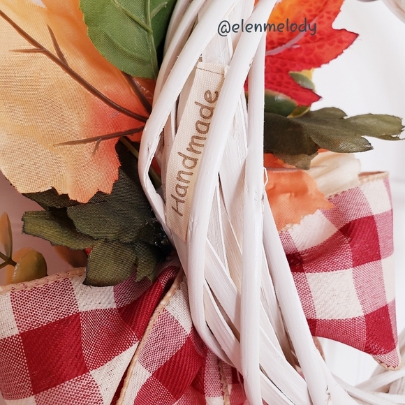 NEW Fall Handmade Wreath - Picture 7 of 7